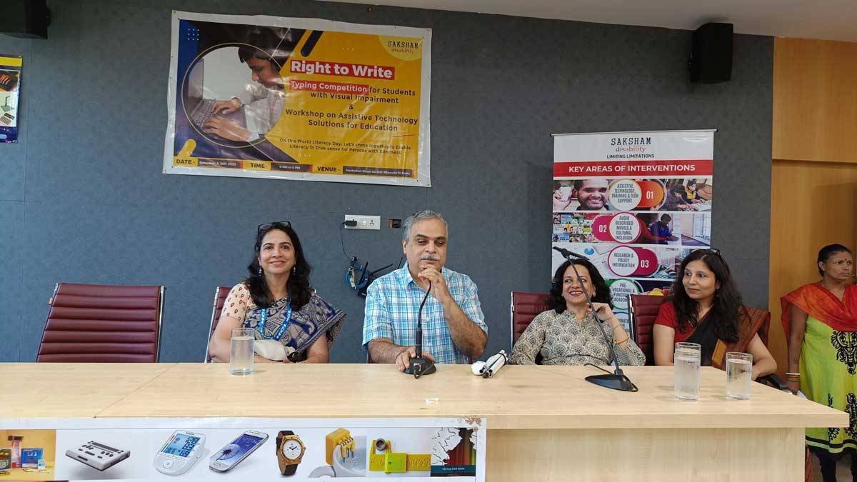 assistive_technology_student_55
